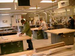 147.Woodshop
